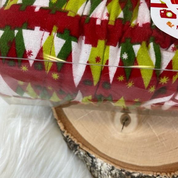 Old Navy Flannel Boxers Holiday NWT - Picture 4 of 7